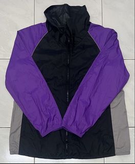 (Category: ) located in . Submitted by amirul_uniqlo_gu_store (Listing ID 1460799988, Image 1). Description: .