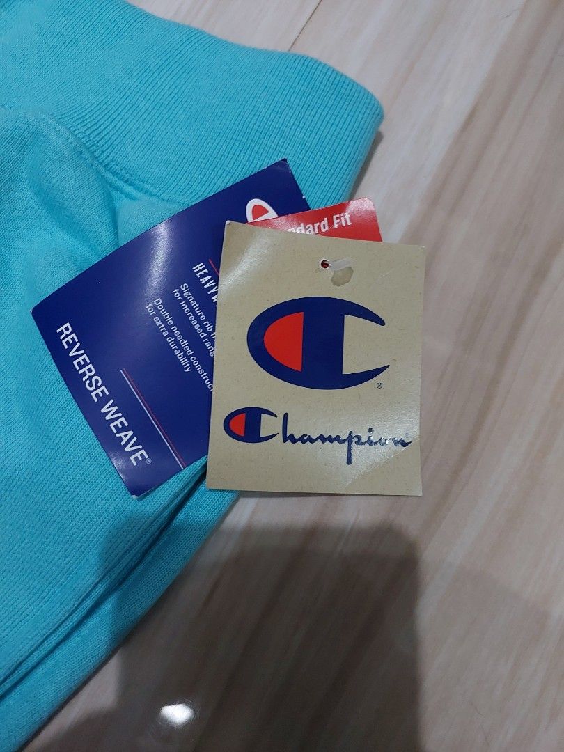 Unisex short (Category: Activewear) located in Manila. Submitted by kristinera72772 (Listing ID 1460897418, Image 1). Description: .