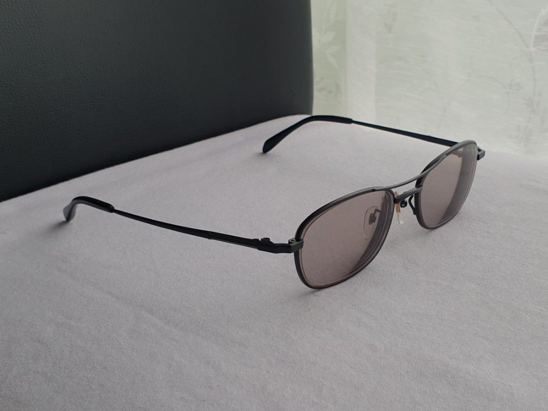 UOMO Titanium Aviator Eyeglass Frame (Category: Sunglasses & Eyewear) located in Quezon City. Submitted by WasalakTwo (Listing ID 1460832253, Image 2). Description: Bought in Japan Durable and high quality Excellent condition Clean and presentable Lens are graded, but replaceable Open for delivery nationwide Front Width 14.5cm Front Height 3.7cm.