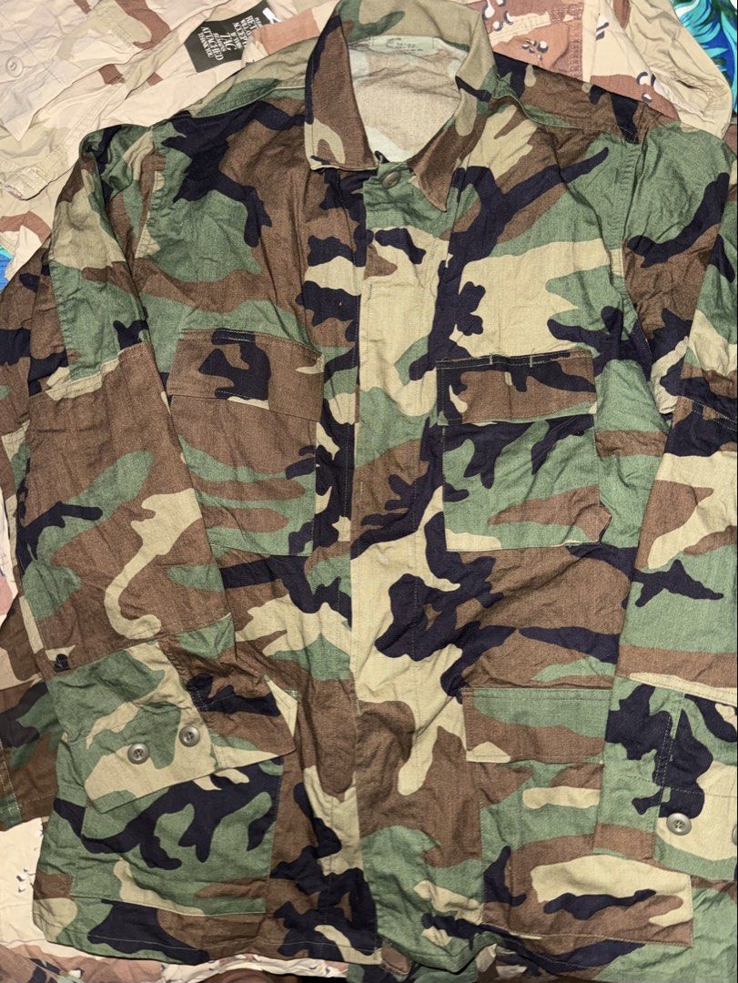 US ARMY DESERT CAMOUFLAGE BDU (Category: Coats, Jackets and Outerwear) located in Puerto Princesa. Submitted by chiefofstuffshopph (Listing ID 1460832075, Image 2). Description: US Woodland Camou Large 25.5” Chest (Pit to Pit) 33.5” Length 4.5”-7.5” Arm Cuff Woodland Civil Air Patrol Camou Large 26” Chest 30.5” Length 5”-7.5” Arm Cuff Wth patches and badge US Woodland Camou Medium 23.5” Chest 32” Length 35 Sleeve Length 5”-7” Arm Cuff US Army Des