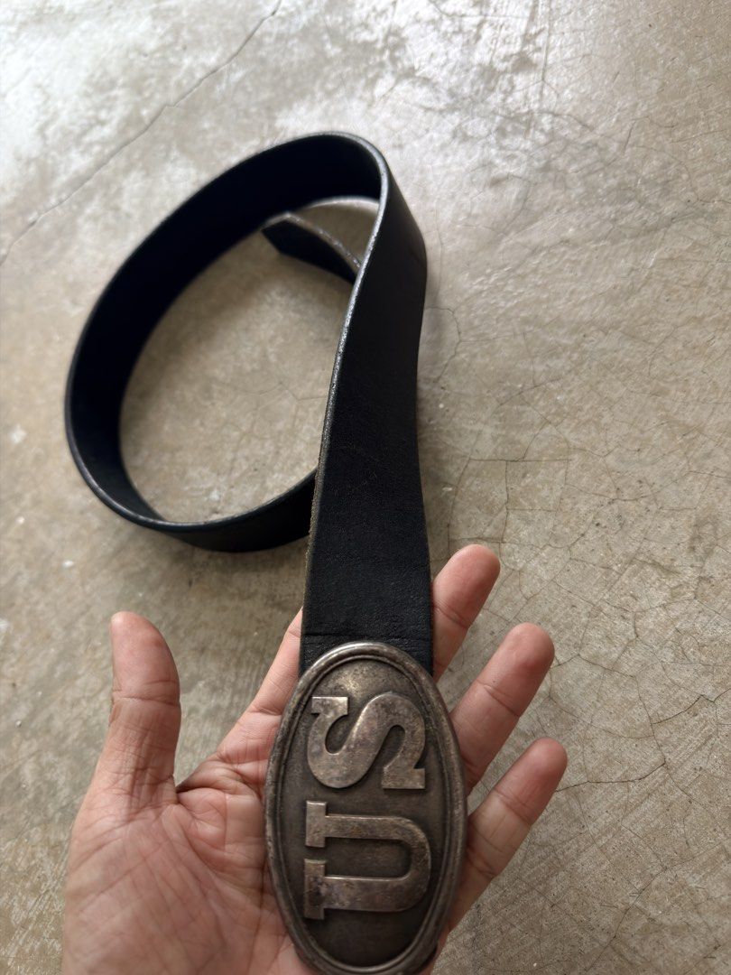 U.S civil war belt (Category: Belt bags, Clutches and Pouches) located in Alfonso. Submitted by jbcamet (Listing ID 1460816286, Image 3). Description: U.S civil war belt No issue Still in pristine condition .
