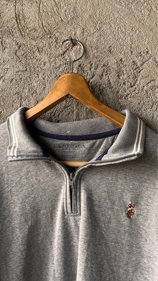 U.S. Polo Assn. quarter-zip sweatshirt (Category: Coats, Jackets and Outerwear) located in Cabuyao City. Submitted by kisyana (Listing ID 1460813604, Image 3). Description: .