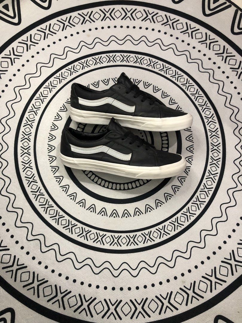 Vans Sk8-Low Leather 🔥 (Category: Sneakers) located in Quezon City. Submitted by sjts22 (Listing ID 1460906543, Image 1). Description: •Good condition •Slightly sign of usage .