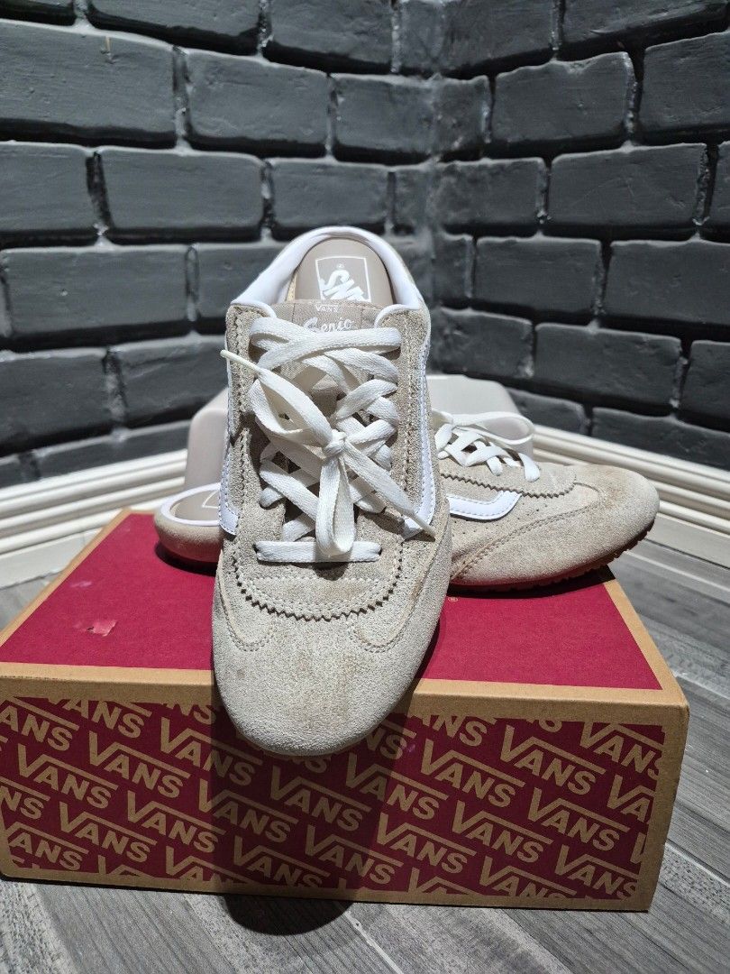 VANS SUPER LO-PRO SUEDE MULE (Category: Shoe inserts & accessories) located in Davao. Submitted by rodrigoani57168 (Listing ID 1460811913, Image 3). Description: - Beige suede Vans Super Lowpro Mule sneakers - Lace-up style (Brown orig Lace, i can give both if wanted) - Features the classic Vans side stripe - Includes original box w/ Reciept from the Store - Ideal for everyday casual wear - Soft on foot excellent Cushion. -Issue: * I don't know t