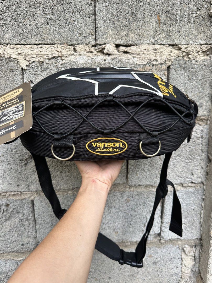 VANSON Leather Brandnew Body Bag. (Category: Belt bags, Clutches and Pouches) located in Cagayan de Oro. Submitted by kjcartier26 (Listing ID 1460894222, Image 1). Description: Authentic, Flawless, Brandnew. 🫡💯 - 5k Shippedddd. 😱😱😱😱😱 - Brandnew, Adjustable strap. - Flawless, Ang mahal neto preloved..