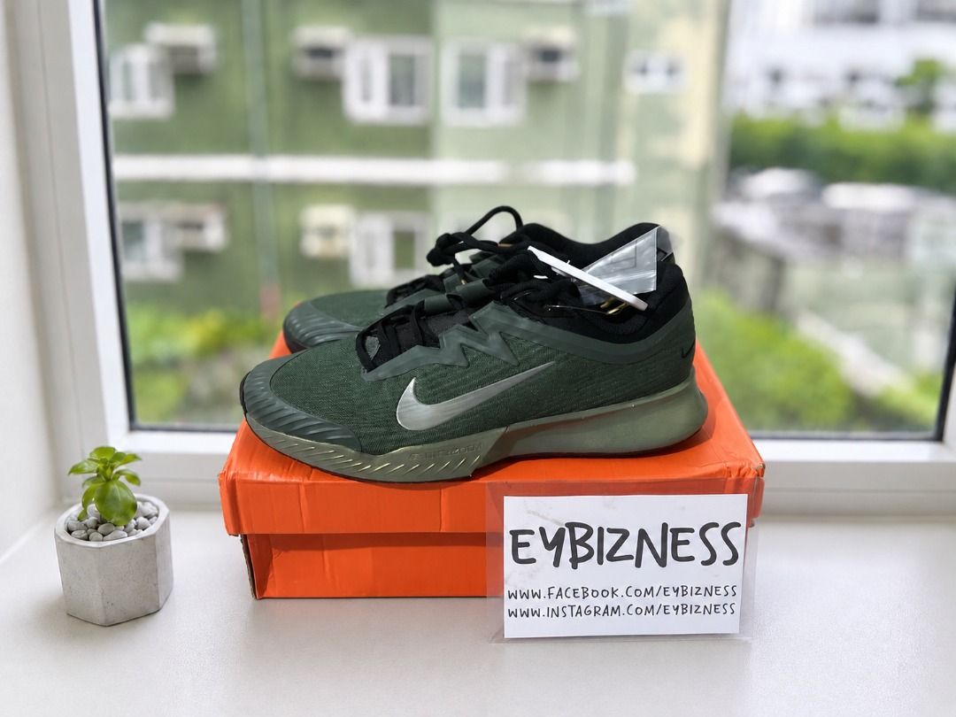 Vapor Pro 3 PRM 'Camo Green' (Category: Sneakers) located in Quezon City. Submitted by eybizness (Listing ID 1460772471, Image 1). Description: FOR SALE Vapor Pro 3 PRM 'Camo Green' Size: 9.5 men's 8,495 PHP Shipping: LBC / Lalamove / Grab (Delivery at buyer's expense) Pickup: Lagro, Quezon City DM if interested.