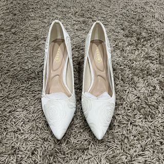 (Category: ) located in . Submitted by cik_shopaholic (Listing ID 1460842025, Image 1). Description: .