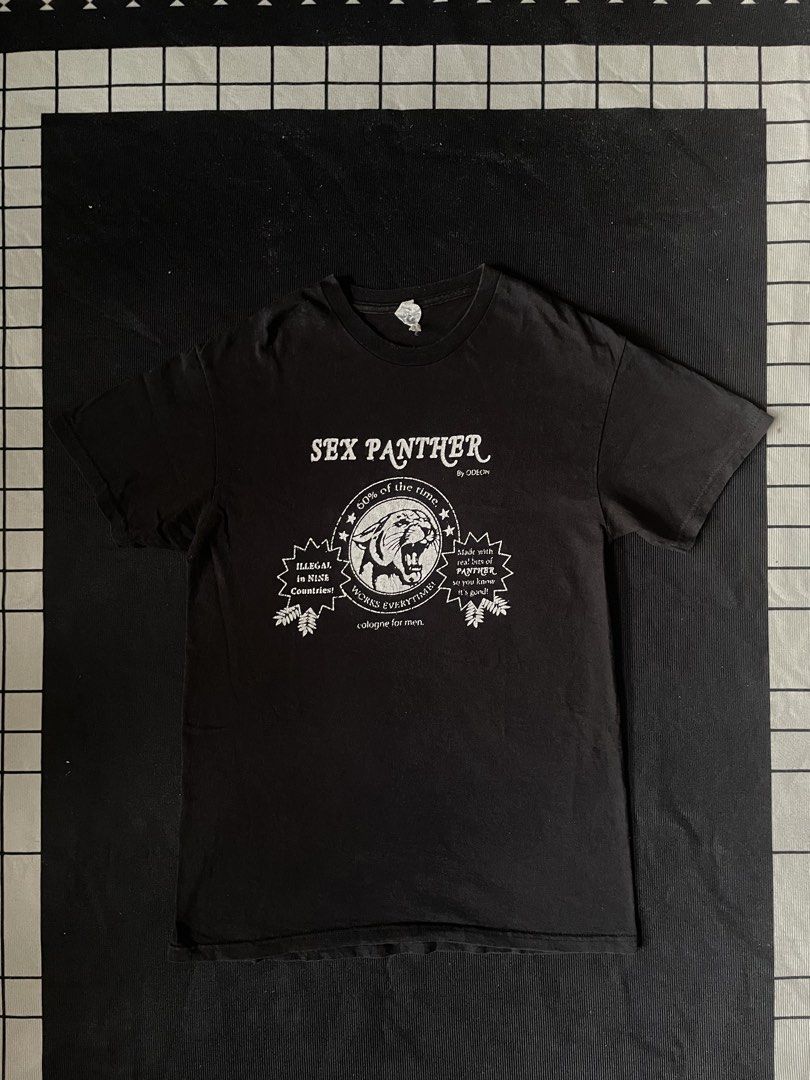 Vintage 2000’s S*x Panther Tee (Category: Tshirts & Polo Shirts ) located in Naga. Submitted by curatedslips (Listing ID 1460890428, Image 1). Description: Vintage 2000’s S*x Panther Tee 18.5x28.5 issue: signs of usage.