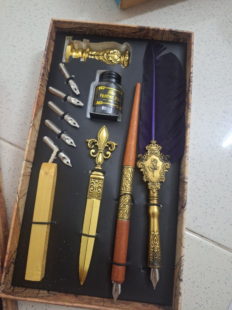 Vintage Calligrapy Pen set (Category: Art & Prints) located in Makati City. Submitted by isabella.ruth (Listing ID 1460865368, Image 1). Description: .