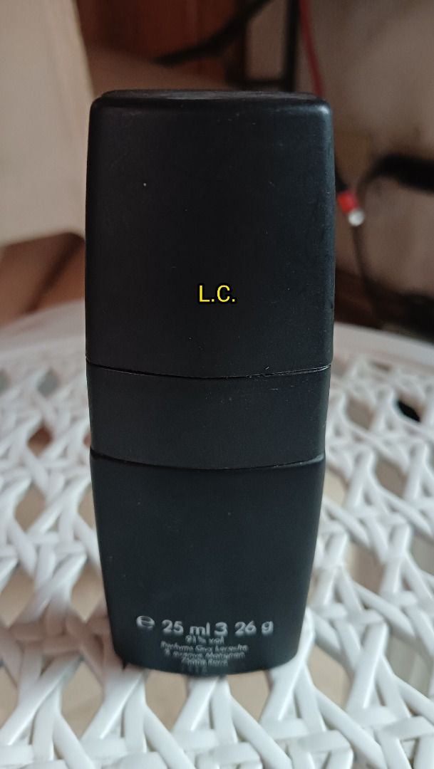 Vintage Drakkar Noir Empty Bottle (Category: Fragrance & Deodorants) located in Quezon City. Submitted by cocolunabrowniesnowie (Listing ID 1460742335, Image 1). Description: Empty Drakkar Noir Perfume Bottle 80s era version P450 oly Pickup LRT 2 Marikina Station/Sta.Lucia East Mall.