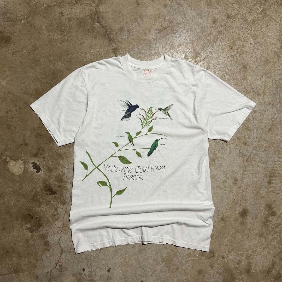 Vintage Graphic Bird Tee Single Stitch (Category: Tshirts & Polo Shirts ) located in Manila. Submitted by arvinnn_ (Listing ID 1460902266, Image 1). Description: Vintage Graphic Bird Tee Single Stitch Size L on tag Width 20.5 Length 29 Excellent Condition Color Rate 9/10 No Issue 350+sf Antipolo, Rizal.