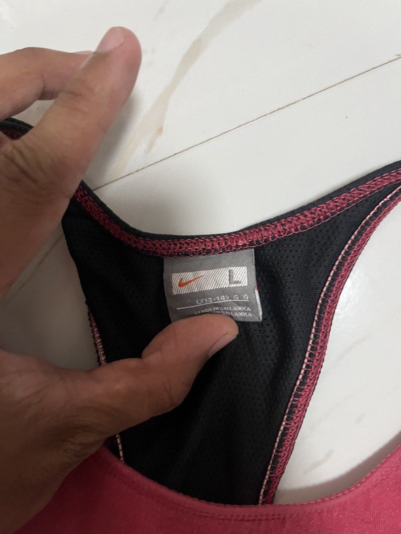 Vintage Nike sport bra (Category: Activewear) located in Manila. Submitted by thrift2jerusalem.202 (Listing ID 1460847930, Image 2). Description: .