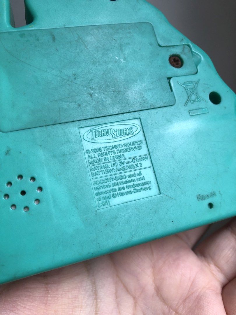 Vintage scooby doo handheld game console (Category: Vintage Collectibles) located in Cainta. Submitted by dopethrifts.ph (Listing ID 1460761746, Image 2). Description: Working As is physical condition .