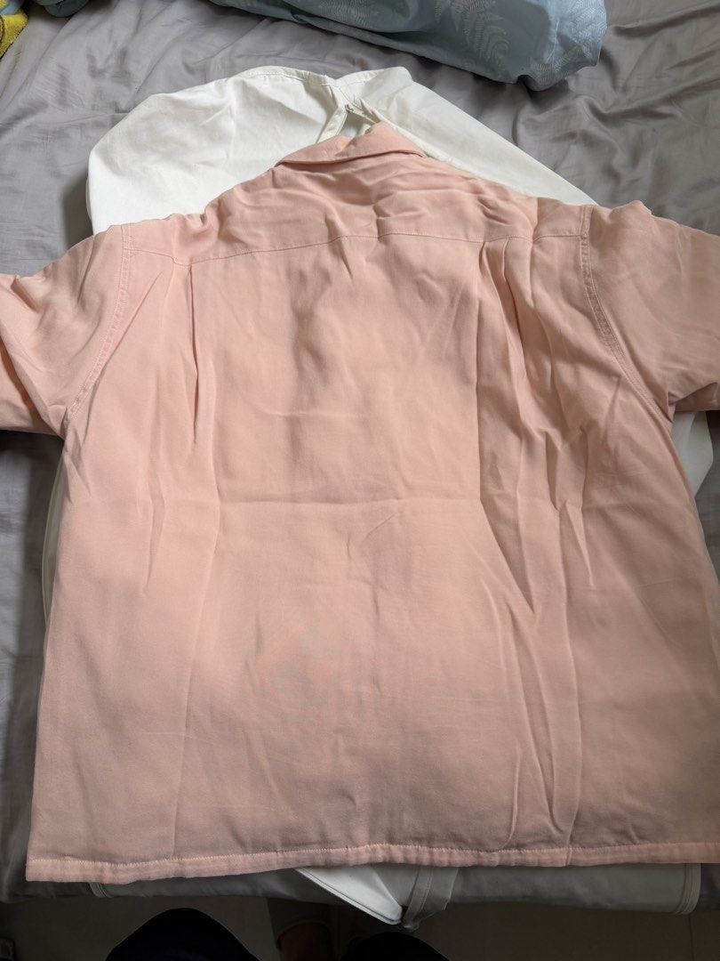 Visvim Grayson down （分類：T-shirt、恤衫、有領衫）位於 Hong Kong。 由 lovejpbrand 提交（商品編號 1460762664，圖片 5）。簡介： 99新 短時間穿了一次 配件全齊。