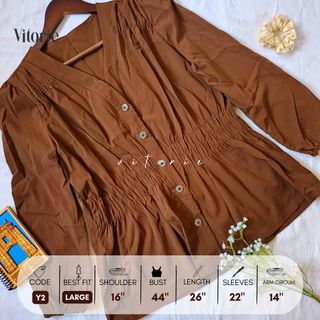 (Category: ) located in . Submitted by vitorieclothing_lifestyle (Listing ID 1460733164, Image 1). Description: .