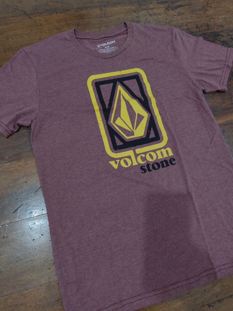Volcom Shirt Burgundy (Category: Tshirts & Polo Shirts ) located in Pasig City. Submitted by ojied. (Listing ID 1460851848, Image 2). Description: Volcom Shirt Burgundy Details: - Size: M - Dimension: L-27 1/2 x W-19 - Condition: Used (washed) - Price: 499 + sf - Location: Pasig City - Mode of Payment: GCash (Payment first. First to pay gets it) - Shipping: Lalamove or J&T Express (No meet ups) Disclaimer: Not associated to the brand posted. All 