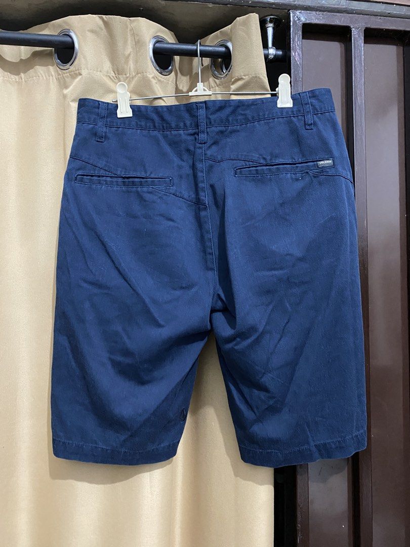 Volcom Short (Category: Shorts) located in Cabanatuan. Submitted by jamaicac (Listing ID 1460881665, Image 2). Description: size 30 21 length good as new no issue.