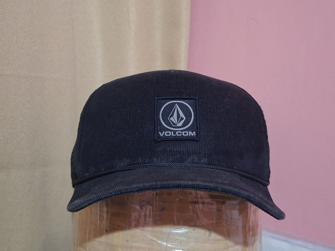 Volcom x New Era Black Mesh Trucker Cap (Category: Caps & Hats) located in Cagayan de Oro. Submitted by ohh-kay (Listing ID 1460769516, Image 1). Description: - Classic Volcom trucker cap - Features iconic Volcom logo on the front - Breathable mesh back for comfort - Adjustable snapback closure for a perfect fit - New Era branding inside - Ideal for everyday casual wear.