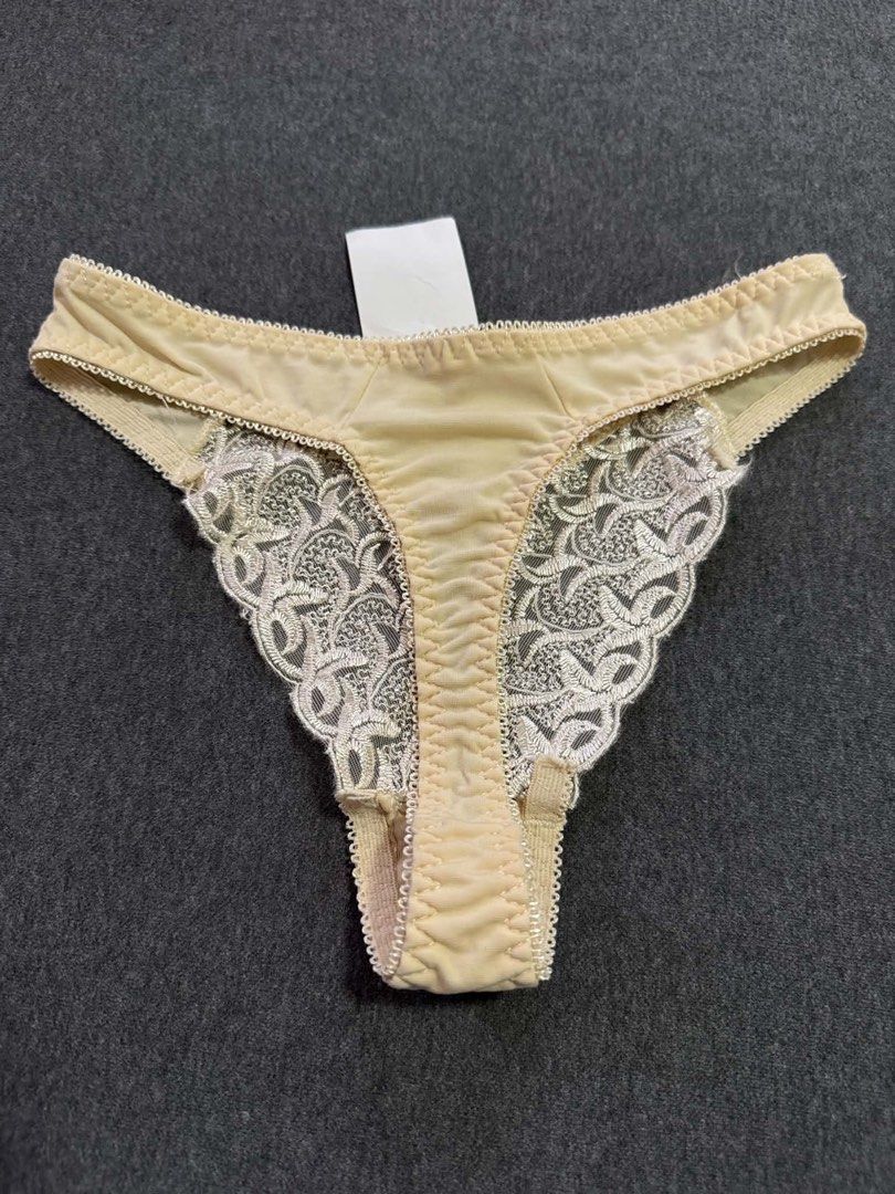 vs beige thong S (Category: Undergarments & Loungewear) located in San Jose. Submitted by 99ners (Listing ID 1460919059, Image 2). Description: .