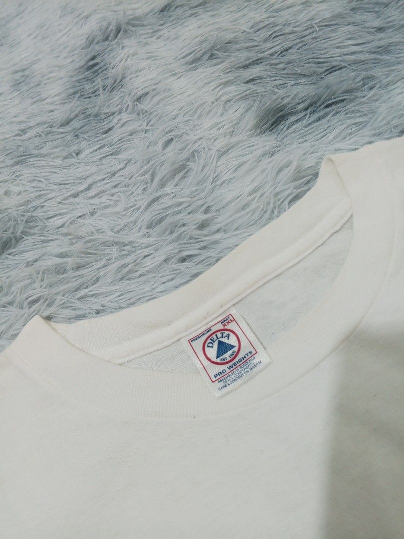 Vtg Jeff foxworthy DATED 1998 (Category: Tshirts & Polo Shirts ) located in Dagupan City. Submitted by old_soul_finds.ph (Listing ID 1460882064, Image 3). Description: Dimensions : L32 x W27 Color Rate : 9.5 / 10 Issues : ❌ Excellent condition Mine for only ₱400 📍Loc : Pangasinan MOP : Gcash MOD : J&T express / Ava pasabay if around Pangasinan.