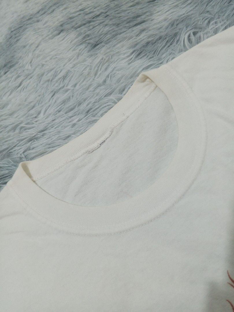 Vtg OCC sleeveless tanktop DATED 2003 (Category: Tshirts & Polo Shirts ) located in Dagupan City. Submitted by old_soul_finds.ph (Listing ID 1460895046, Image 3). Description: Dimensions : L31 x W24 Color Rate : 9.5 / 10 Issues : Cut neck tag Excellent condition Mine for only ₱1000 📍Loc : Pangasinan MOP : Gcash MOD : J&T express / Ava pasabay if around Pangasinan.