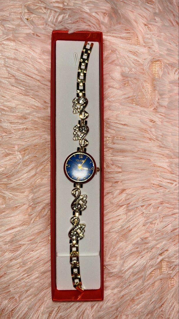 watches (Category: Women's Watches) located in San Mateo. Submitted by yourdesteeny (Listing ID 1460730750, Image 3). Description: - non tarnish upon proper care - with box (red) - with battery - color may vary due to lighting .