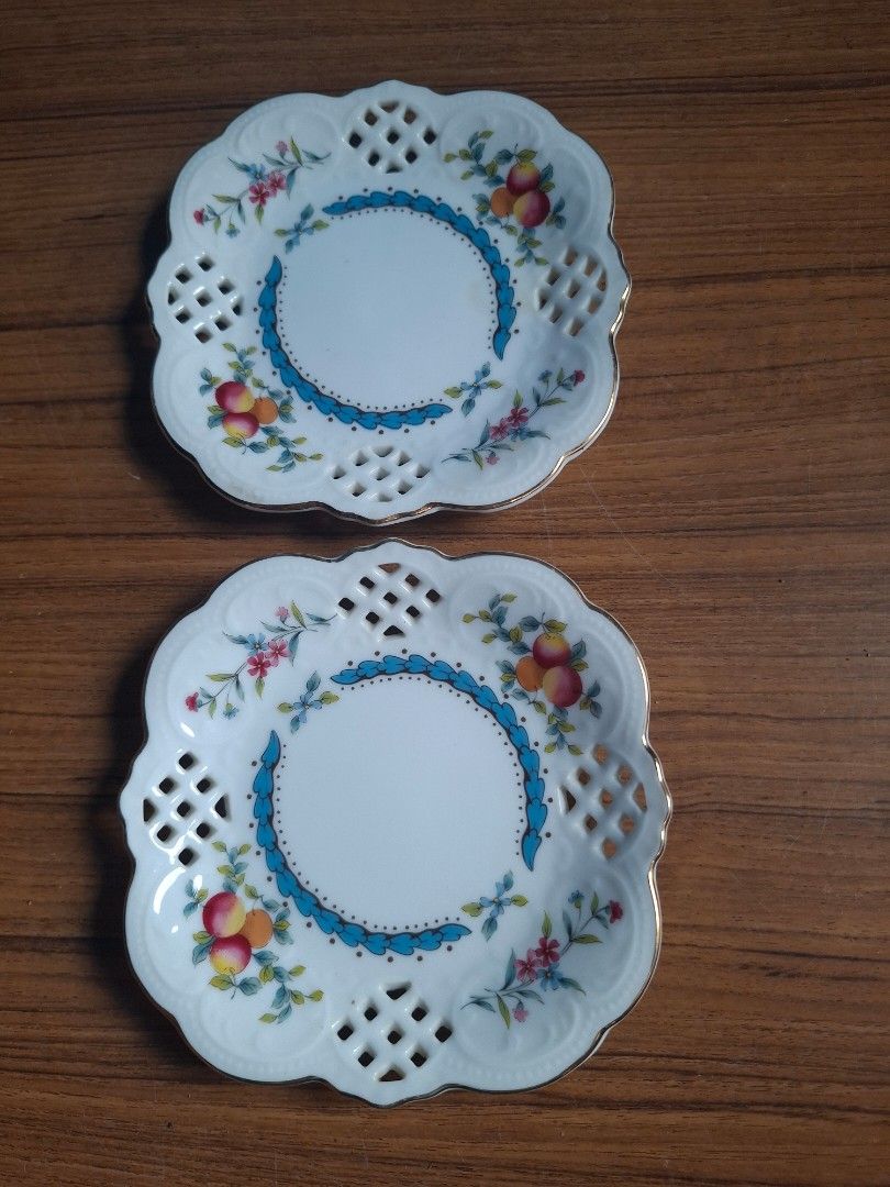 West East Small Decorative Dish (Category: Vases & Decorative Bowls) located in Consolacion. Submitted by luxekerei (Listing ID 1460844104, Image 1). Description: .
