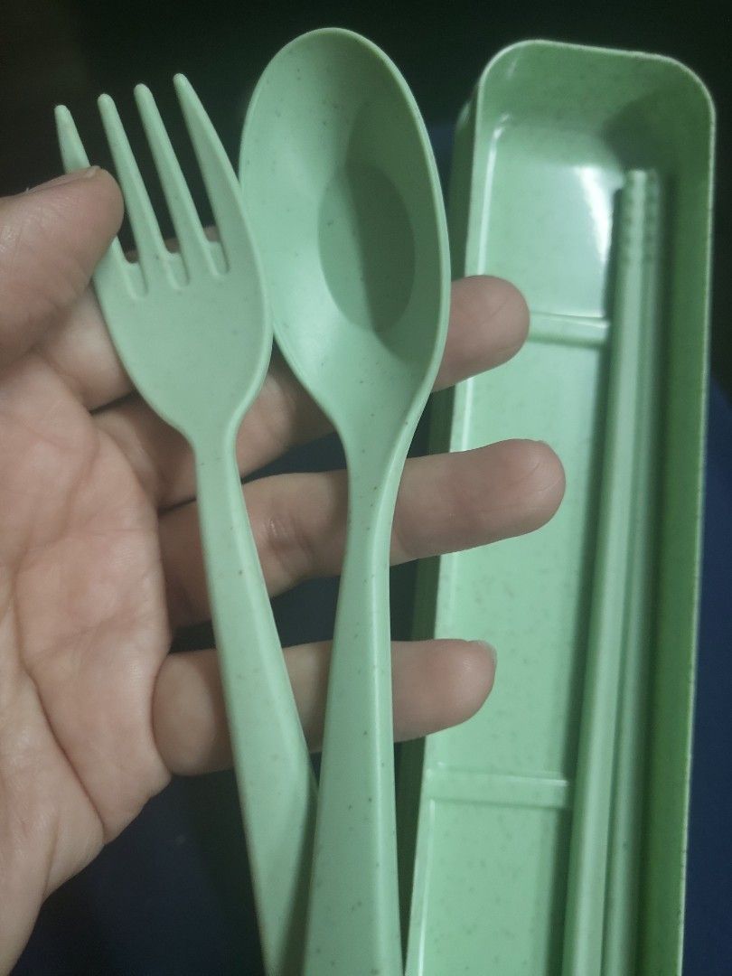 Wheat Straw Cutlery Set with Case (Category: Dinnerware & Cutlery) located in Caloocan City. Submitted by lynette1977 (Listing ID 1460814323, Image 3). Description: - Lightweight and portable cutlery set - Includes fork, spoon, and chopsticks - Made from eco-friendly wheat straw material - Comes with a convenient carrying case - Ideal for packed lunches, travel, or everyday use - Easy to clean and store - Perfect for taking meals on the go.