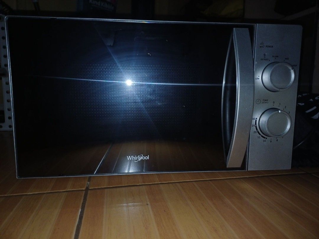 Whirlpool MWX201 MS (Category: Other Kitchen Appliances) located in Manila. Submitted by larrymanabo (Listing ID 1460920721, Image 1). Description: Seldom Use.
