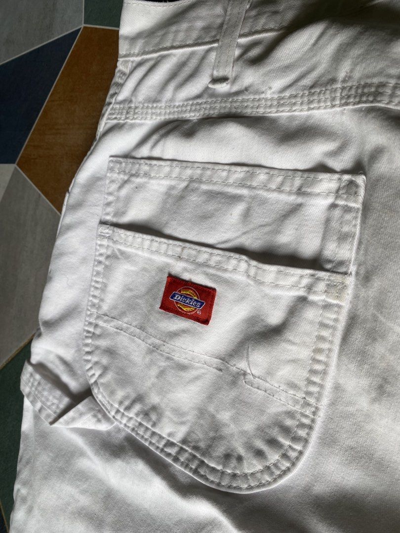 White Dickies Carpenter Shorts (Category: Shorts) located in Manila. Submitted by biggiened (Listing ID 1460780691, Image 2). Description: - White Dickies Carpenter Shorts - Classic workwear style - Durable cotton fabric - Features multiple pockets and a hammer loop - Comfortable fit for everyday wear or work - Ready for a new owner.