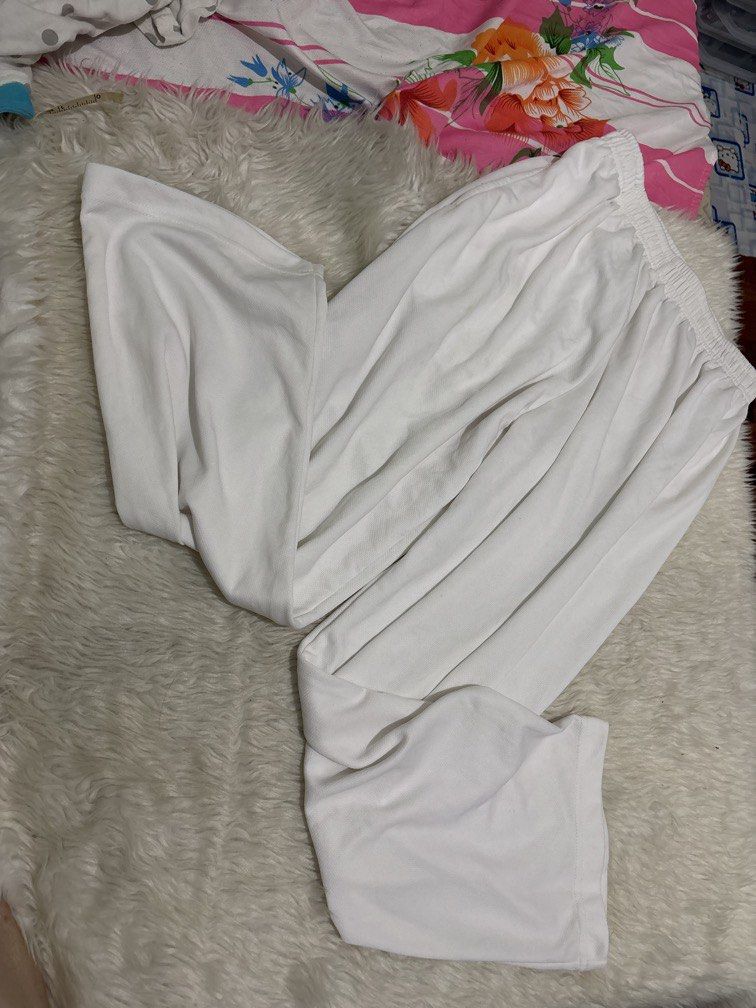 White jogging pants small 15x34 (Category: Other Bottoms) located in Manila. Submitted by vintageaccessories (Listing ID 1460920003, Image 2). Description: .
