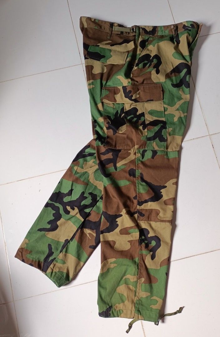 Woodland camou combat trouser (Category: Trousers) located in Asingan. Submitted by arnelpalaris8 (Listing ID 1460798322, Image 1). Description: Woodland combat trouser Large-Regular 34-38 waistline 44 length 8.5 inch hem BRANDNEW CONDITION PM ME.