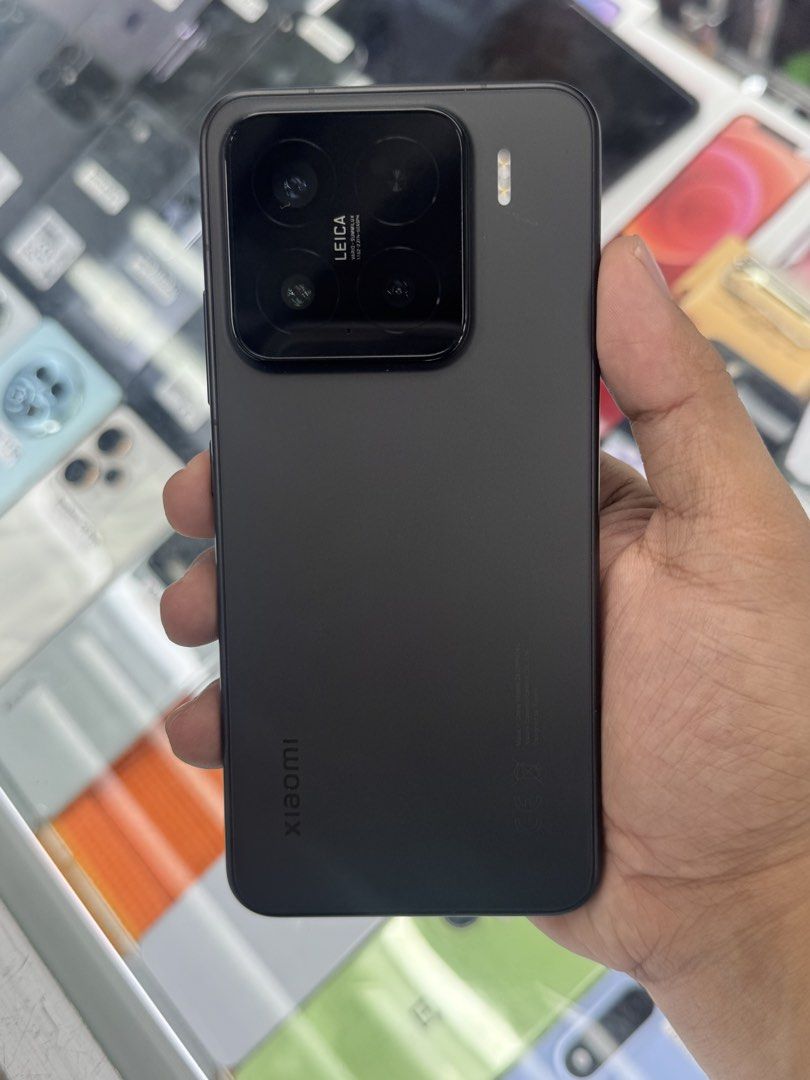 XIAOMI 15 16/512GB (Category: Xiaomi) located in Manila. Submitted by ram-gadget-shop (Listing ID 1460826904, Image 1). Description: .