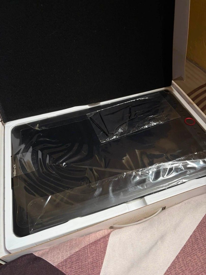 XPPEN 15.6 Pro Drawing Tablet (Category: Monitor Screens) located in Manila. Submitted by tokwatkimchi (Listing ID 1460737483, Image 2). Description: Selling XPPEN 15.6 Pro Complete accessories RFS NEED FUNDS 8,000 PHP (Negotiable) PM IF INTERESTED.