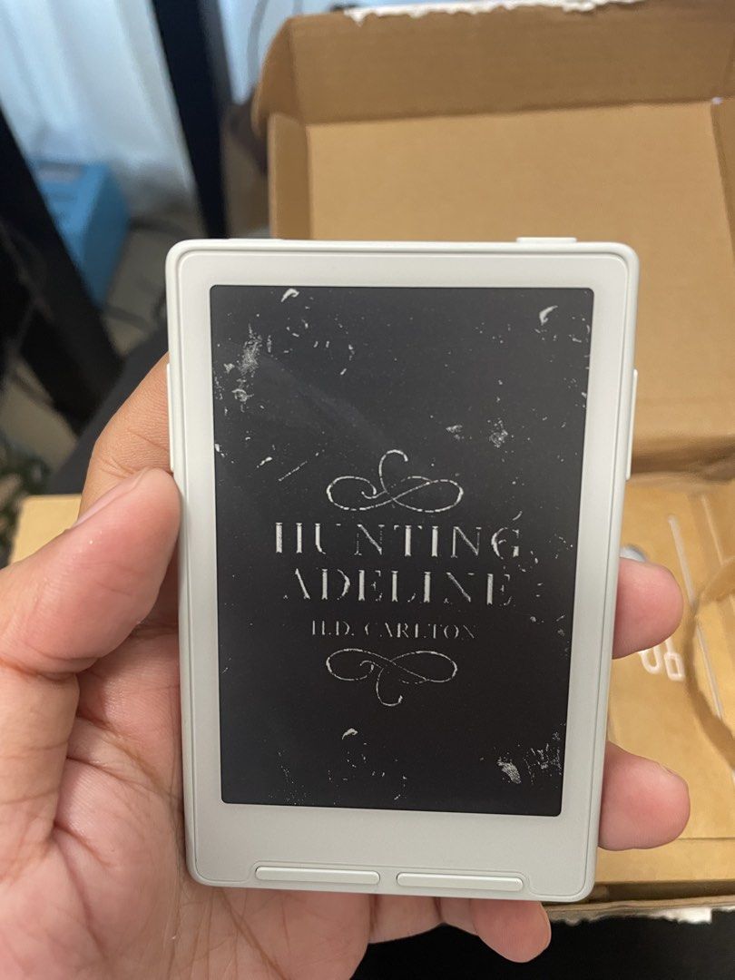 xteink x3 (Category: E-Readers) located in Makati City. Submitted by bookishiophile (Listing ID 1460909574, Image 3). Description: - Brand: Xteink - Model: X3 - Storage: 16GB - Features: Portable e-reader, ideal for digital books - Color: White (Mist Gray) - Can install crossink / crosspoint upon request. - Meetup: Market! Market! - Shipment : Lalamove / LBC.