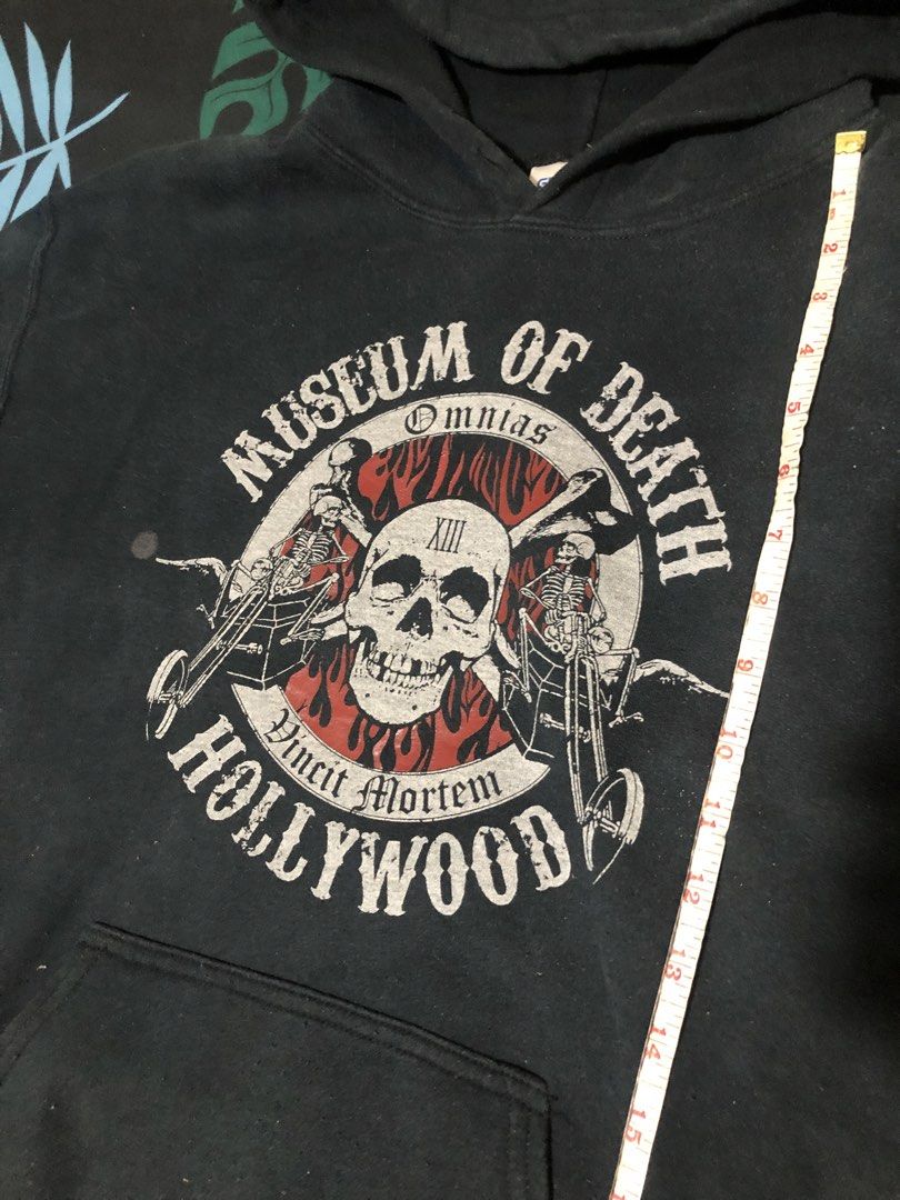 Y2k skull black hoodie (Category: Hoodies) located in Cebu City. Submitted by thrifted_y2k (Listing ID 1460898724, Image 3). Description: DIMES: 25-inches length 21-inches chest 📍 Color may vary due to Lighting 📍 Strictly no Return Policy 📍 Customer will handle the shipping fee 📍 Authenticity is not Guaranteed 📍 payment 1st policy Lastly please manage your expectation since the items are ukay/thrift/preloved. PARCEL CARRIER (J&T) PAYMENT MET