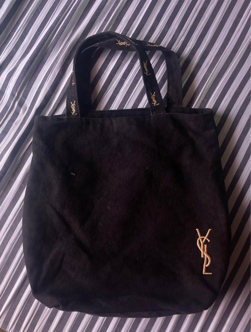 Ysl Canvass totebag (Category: Tote Bags) located in Caloocan City. Submitted by hardestea2026 (Listing ID 1460746467, Image 1). Description: .
