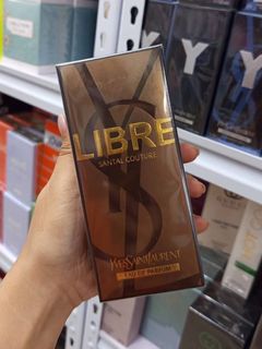 (Category: ) located in . Submitted by luxuryfragrances (Listing ID 1460787462, Image 1). Description: .
