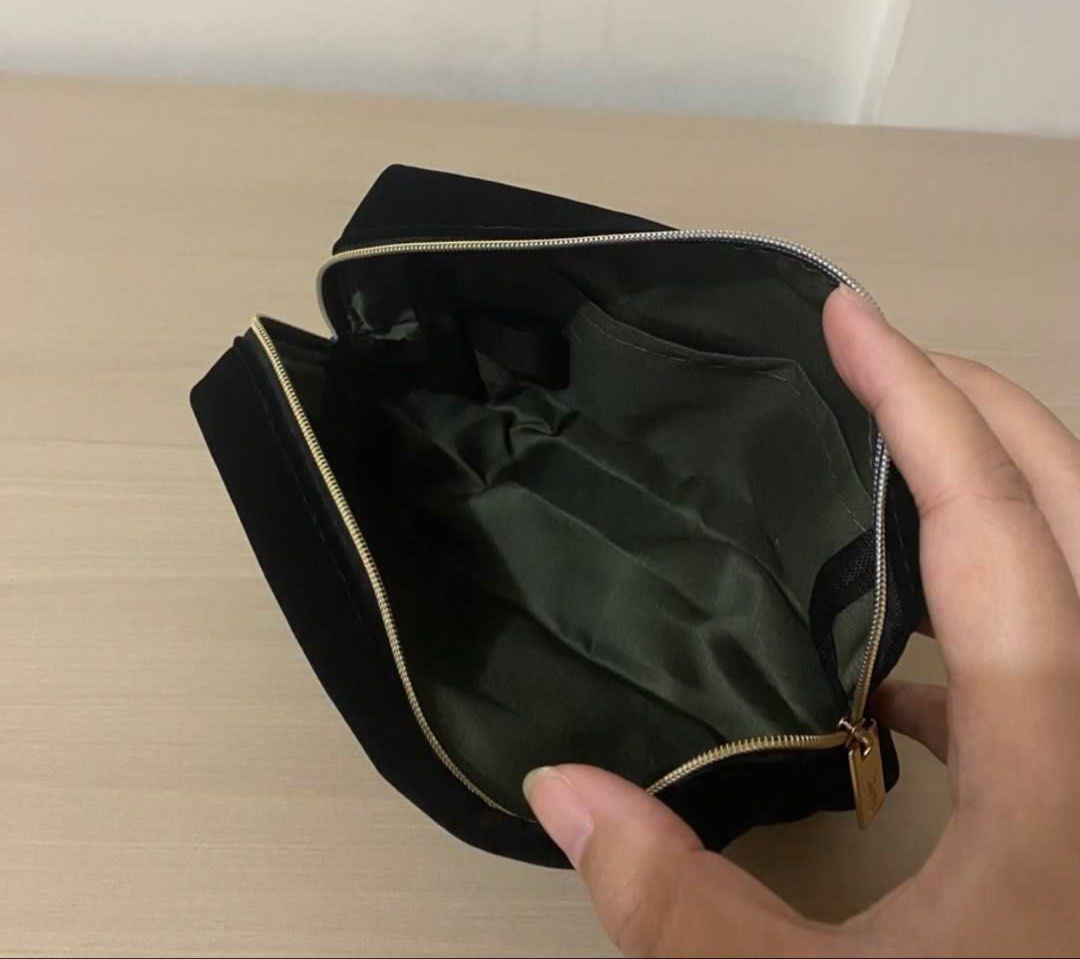YSL Make Up Pouch (Category: Purses & Pouches) located in Cavite. Submitted by chubbsavenue (Listing ID 1460725416, Image 3). Description: This is a GWP (Gift with Purchase) from the actual store. Guaranteed Authentic!.