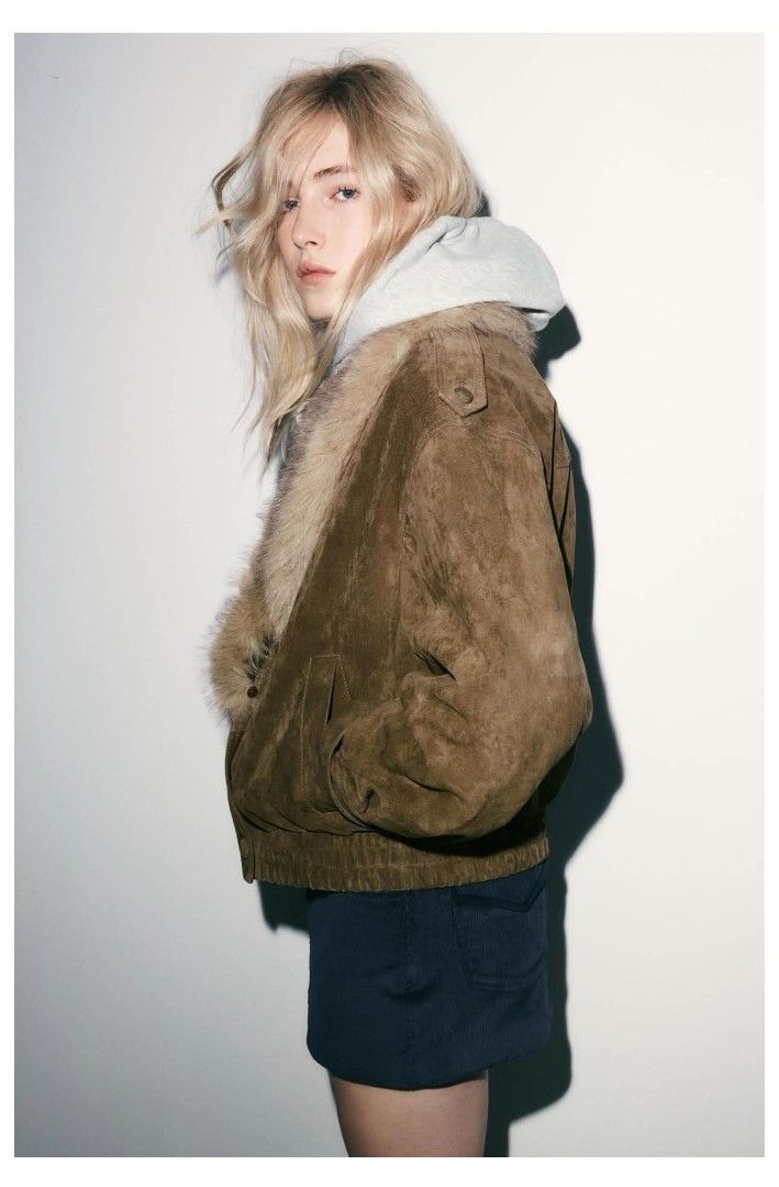 Zara 100% Suede Leather Jacket (Category: Coats, Jackets and Outerwear) located in Mandaluyong City. Submitted by luckyhorse.0e5c89 (Listing ID 1460860722, Image 2). Description: with removable contrast faux fur application.