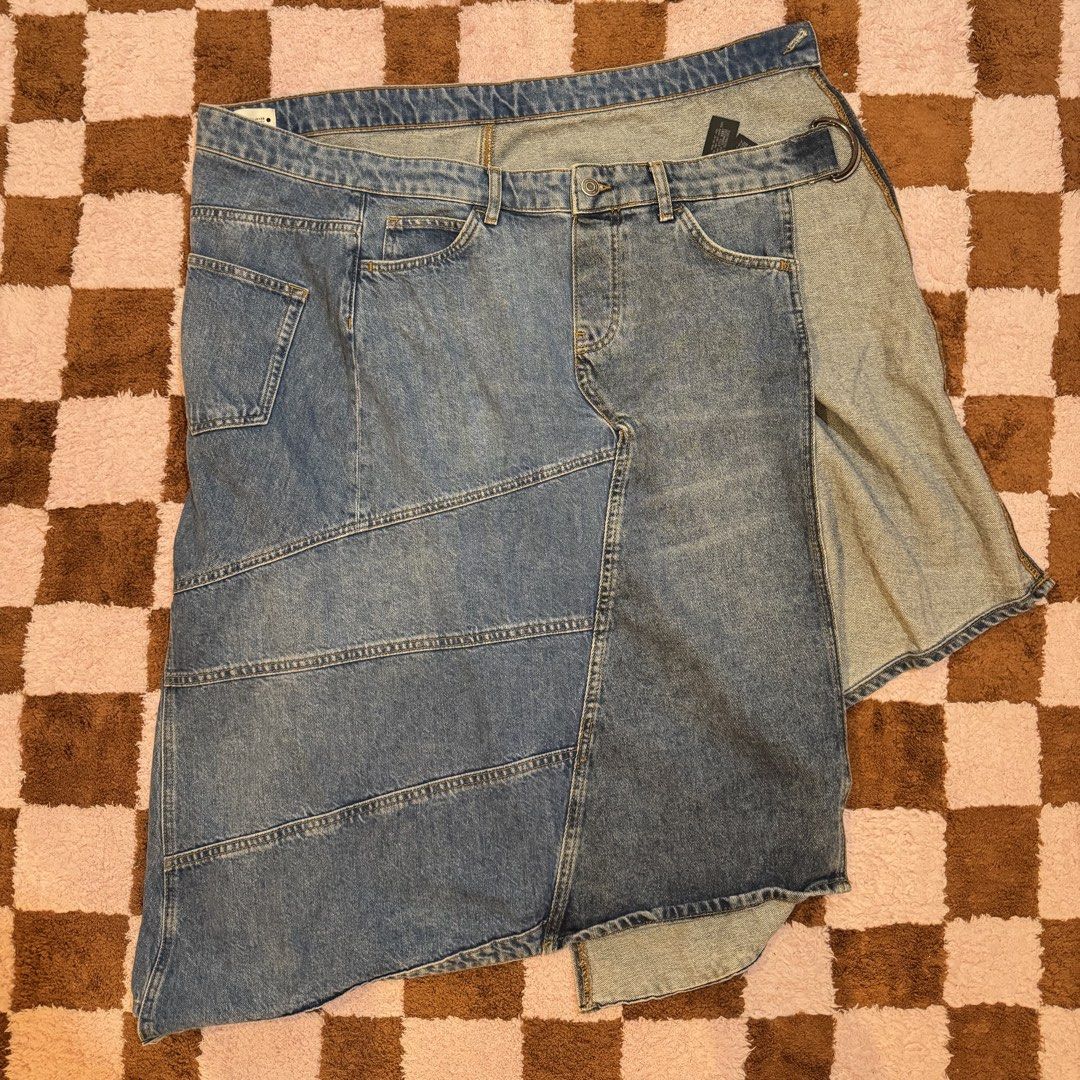 ZARA Asymmetrical Denim Wrap Skirt (Category: Skirts) located in Pasig City. Submitted by chachiscloset (Listing ID 1460891884, Image 1). Description: - Unique Zara find - Denim patchwork.