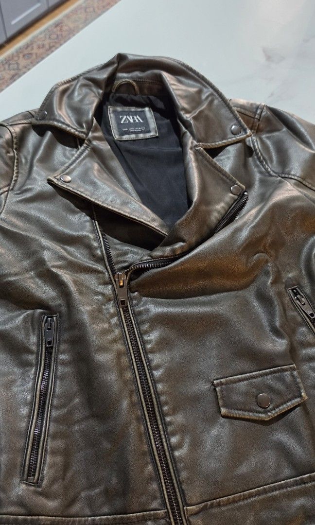 Zara Biker Jacket (Category: Coats, Jackets and Outerwear) located in Angeles City. Submitted by globalfindscollectibles (Listing ID 1460749094, Image 2). Description: originally priced at 11990 used twice and was already been stored after selling low since im decluttering negotiable!.