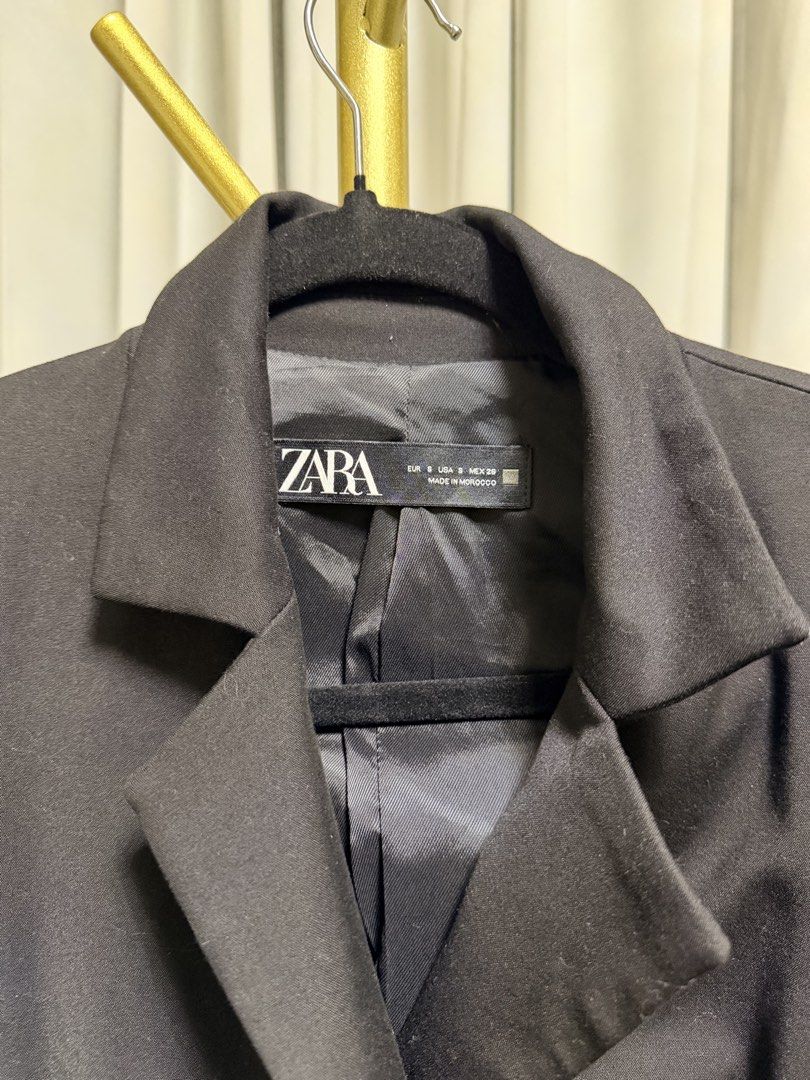 Zara Blazer Dress (Black) (Category: Dresses) located in Manila. Submitted by crixxcloset (Listing ID 1460817975, Image 3). Description: Elegant ZARA black blazer dress with statement gold-tone buttons and a beautifully tailored, fitted silhouette. 🖤✨ Only worn once and kept in excellent condition. Classic, polished, and very flattering—perfect for dinners, events, date nights, or a chic corporate look..