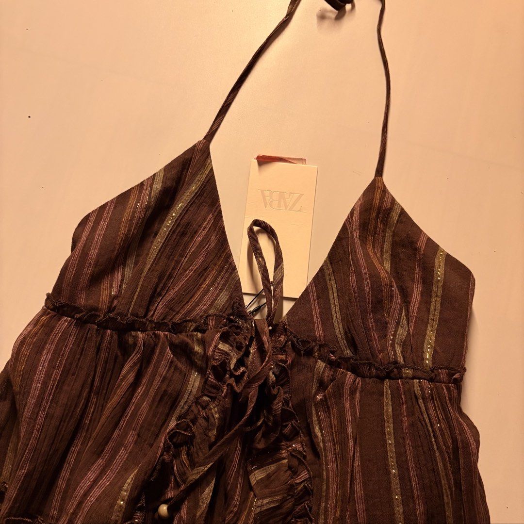Zara brown stripe halter boho pretty top (Category: Sleeveless) located in Quezon City. Submitted by kaelian_couture (Listing ID 1460808119, Image 2). Description: .