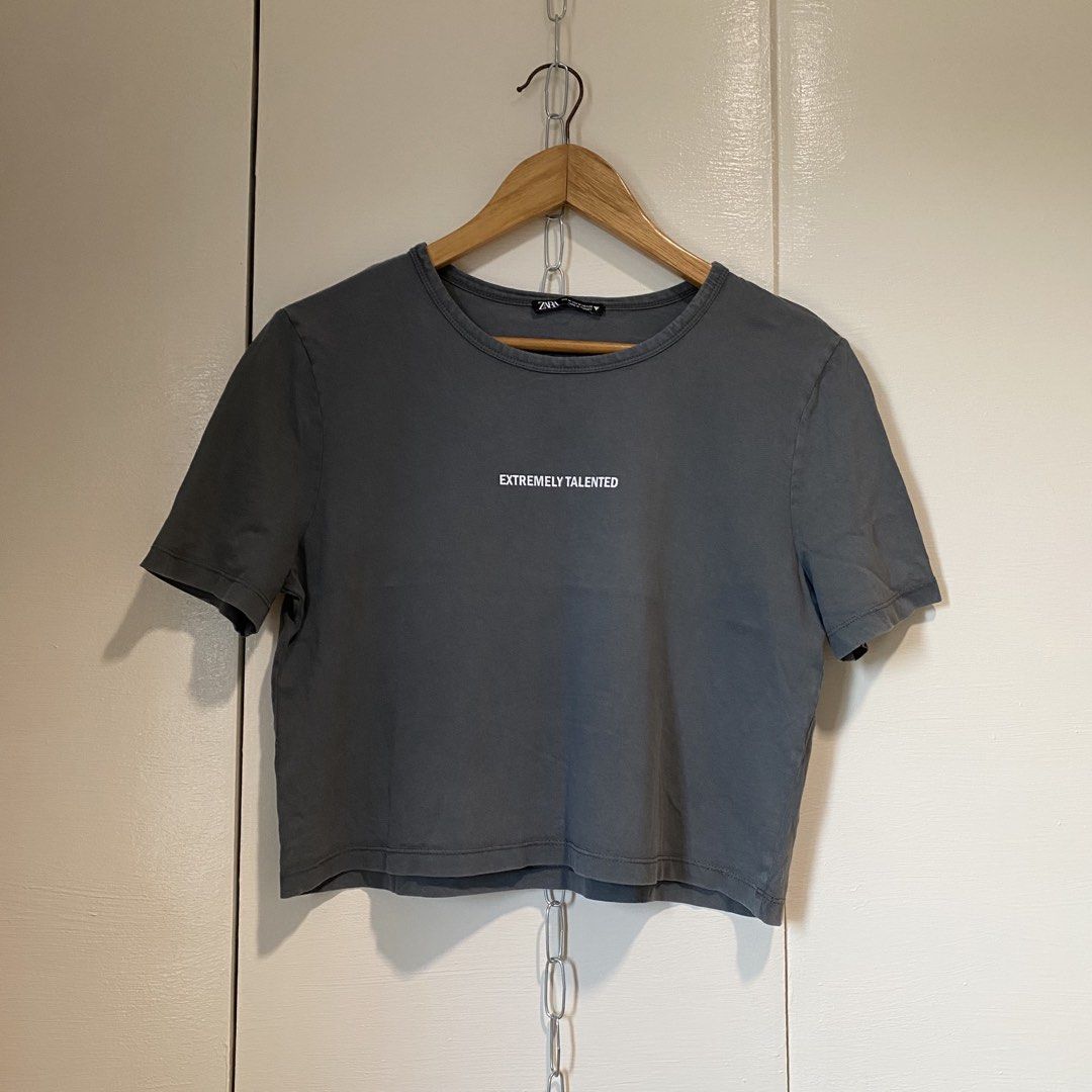 Zara Croptop (Category: Shirts) located in Cavite. Submitted by branchee_chic (Listing ID 1460845424, Image 1). Description: M-L 🌸A LITTLE NOTE FROM BRANCHEE CHIC🌸 All items are preloved / secondhand and freshly washed, so please manage your expectations. Minor signs of wear or minimal washable stains may be present. Colors may slightly vary from photos due to lighting and screen settings. Please check all photos carefully before purchasing💗 ✨