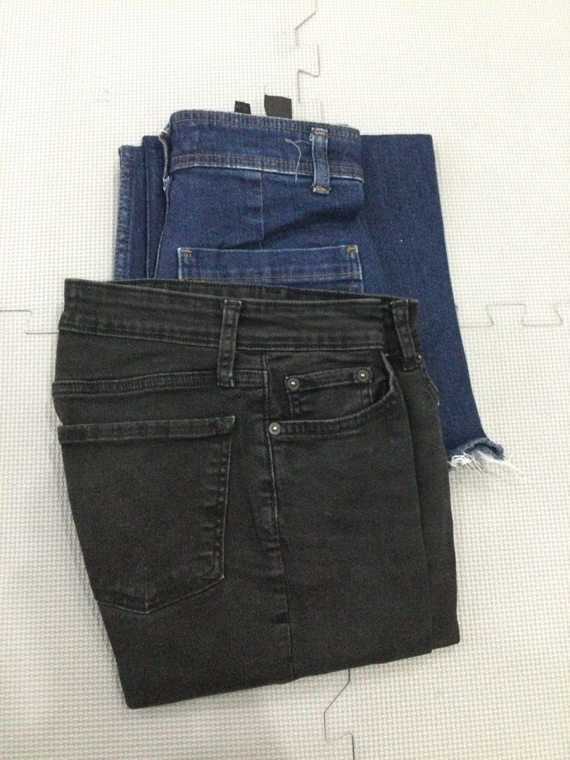 ZARA Jeans (bundle of 2) (Category: Jeans) located in Taguig. Submitted by hiddennikki (Listing ID 1460829665, Image 1). Description: .