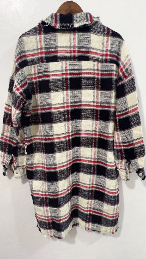 Zara Plaid winter dress (Category: Dresses) located in Cavite. Submitted by wishie_collects (Listing ID 1460773597, Image 3). Description: Never worn No major flaws Just missing belt Small Style & Design: It is a long-sleeved, button-up plaid dress (or shirt-dress style) featuring a collared neckline and front chest pockets. Pattern & Color: The fabric features a classic plaid pattern consisting of a cream or off-white base with prominent interse