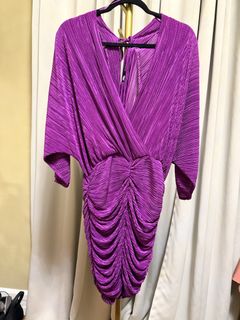 (Category: ) located in . Submitted by crixxcloset (Listing ID 1460819879, Image 1). Description: .