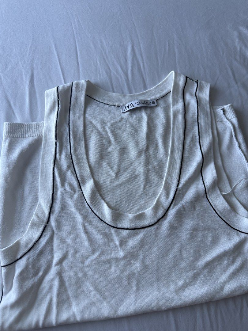 Zara White Sando Top (Category: Sleeveless) located in Manila. Submitted by dalmideclutters (Listing ID 1460747146, Image 2). Description: -size s -never used -i also have this in pink, if u get both its for 500php only! .