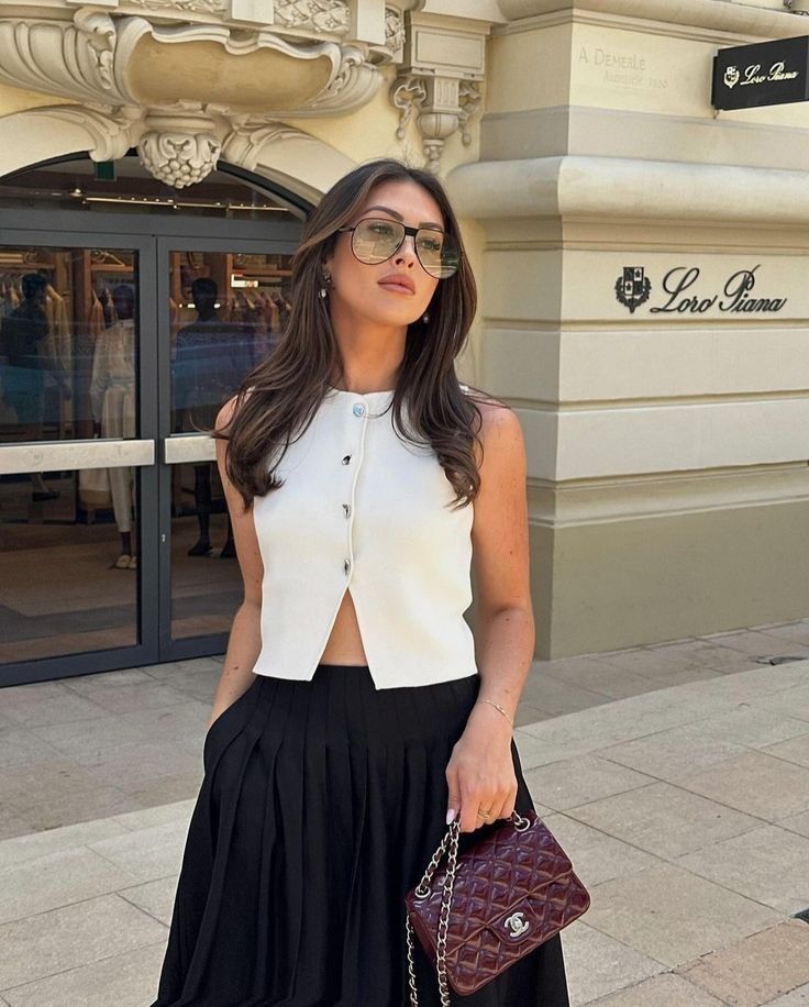 Zara white Vest (Category: Blouses) located in Bulacan. Submitted by ssophia. (Listing ID 1460743586, Image 1). Description: 🎀 zara 🎀 classy top xs to small.